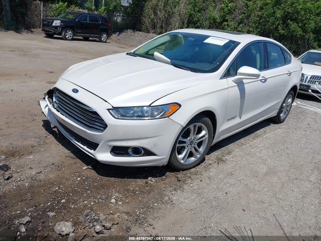 45397047 :رقم المزاد ، 3FA6P0RU2GR377618 vin ، 2016 Ford Fusion Hybrid Titanium مزاد بيع
