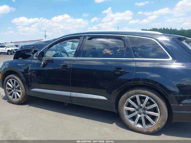 45397055 :رقم المزاد ، WA1LHAF78KD036668 vin ، 2019 Audi Q7 45 Premium/45 Se Premium مزاد بيع