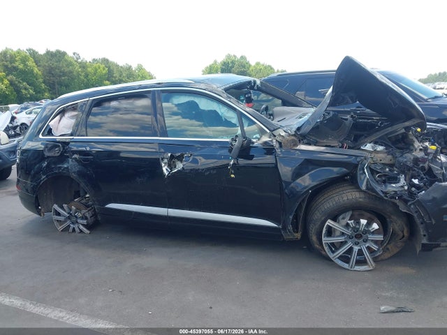 45397055 :رقم المزاد ، WA1LHAF78KD036668 vin ، 2019 Audi Q7 45 Premium/45 Se Premium مزاد بيع