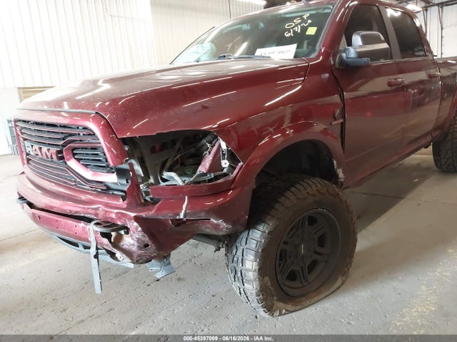 3C6UR5FL9JG313770 RAM 2500 Laramie 4x4 6&#039;4 Box