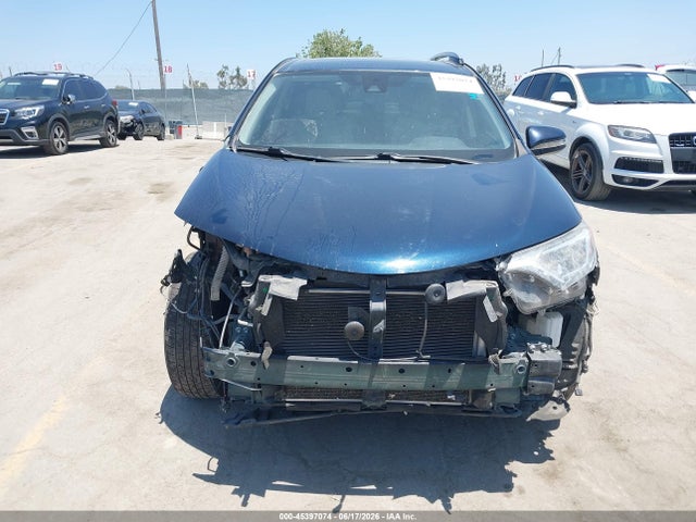 Toyota Rav4 Xle 2017 JTMWFREV7HJ103004 Image 13