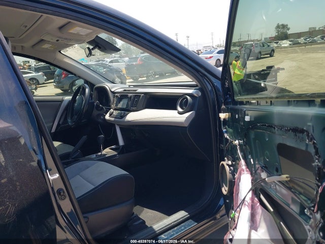 Toyota Rav4 Xle 2017 JTMWFREV7HJ103004 Image 5
