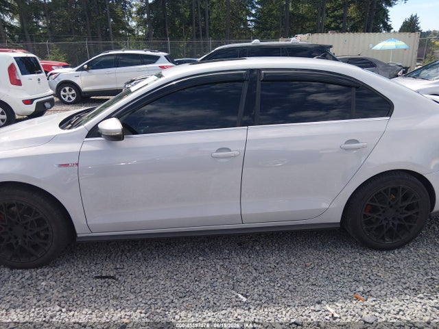 3VW5T7AJ4HM364814 Volkswagen JETTA GLI
