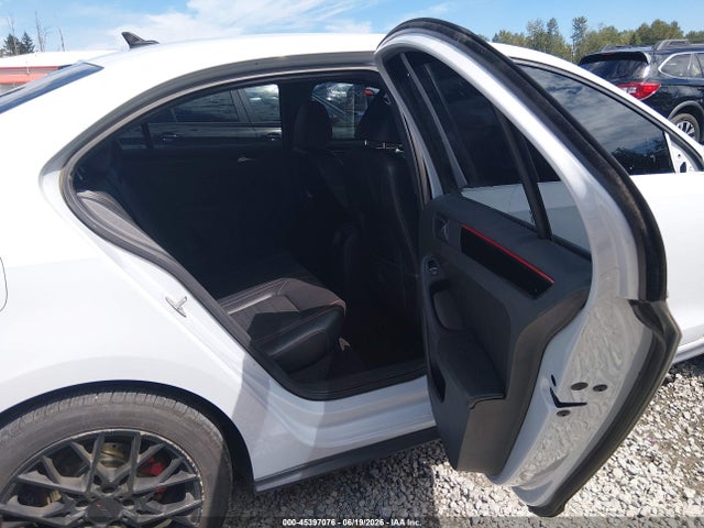3VW5T7AJ4HM364814 Volkswagen JETTA GLI