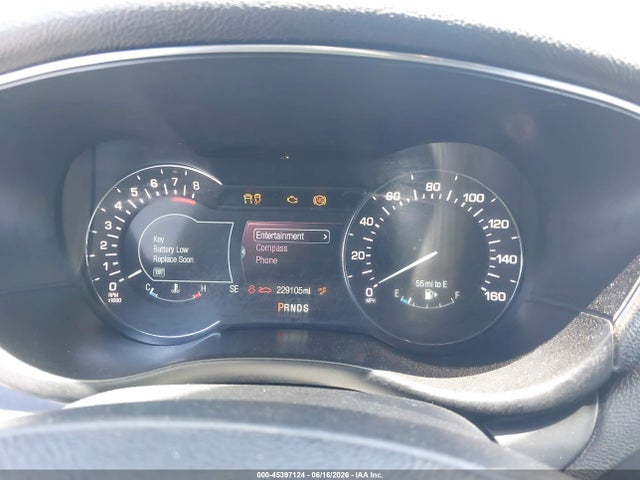 Продажа на аукционе авто 2015 Lincoln Mkc, vin: 5LMCJ2A9XFUJ15542, номер лота: 45397124