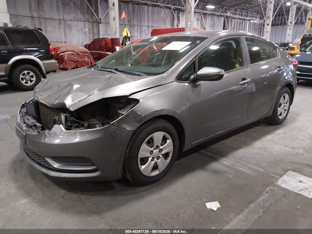 Продажа на аукционе авто 2016 Kia Forte Lx, vin: KNAFX4A60G5497111, номер лота: 45397128