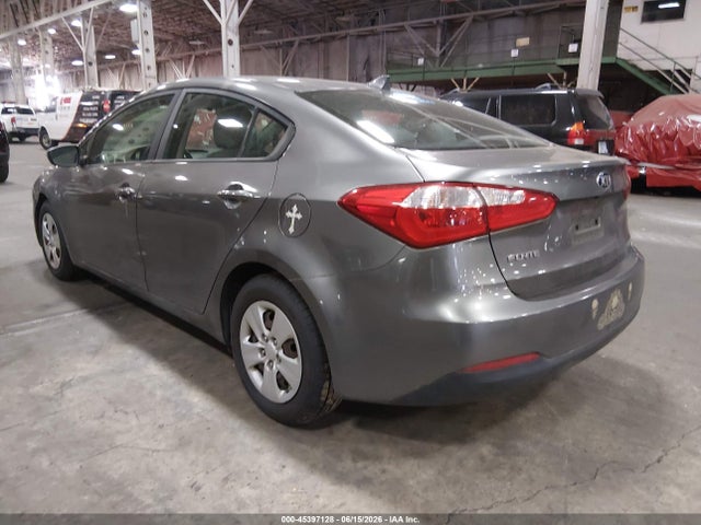 Продажа на аукционе авто 2016 Kia Forte Lx, vin: KNAFX4A60G5497111, номер лота: 45397128