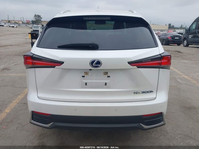 Lexus NX 300H 2020 JTJGJRDZ8L5001538 Image 16