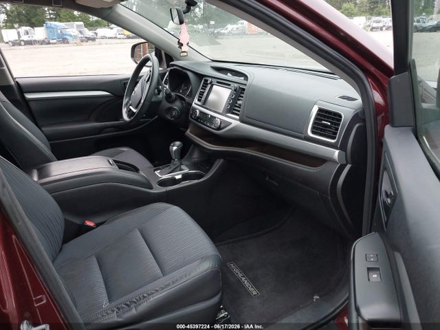 Toyota Highlander Le Plus V6 2016 5TDBKRFH7GS264361 Image 5