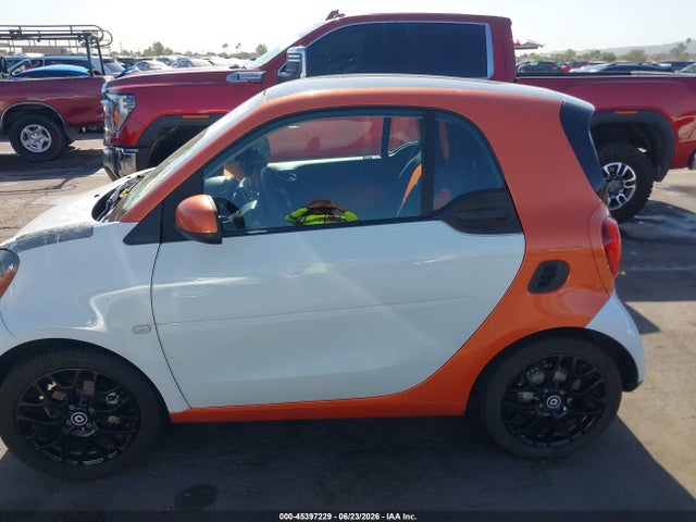 Aukcja sprzedaży 2016 Smart Fortwo Passion, vin: WMEFJ5DA2GK051930, numer aukcji: 45397229