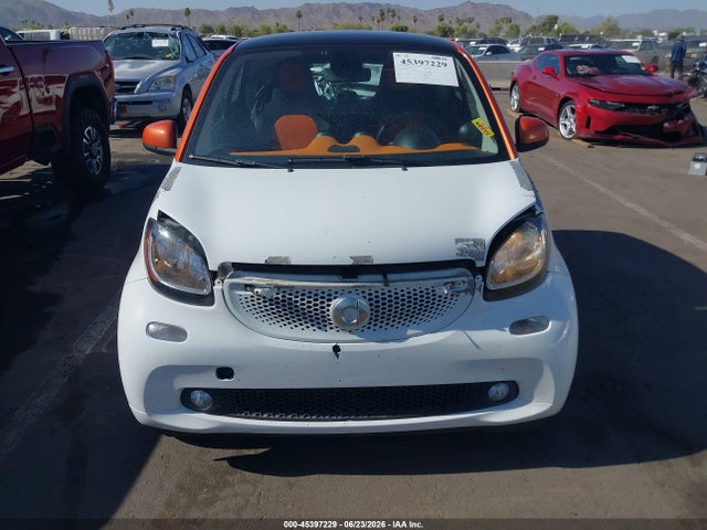 Smart Fortwo Passion 2016 WMEFJ5DA2GK051930 Image 6