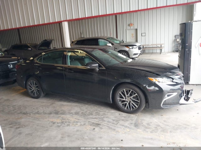 45397248 :رقم المزاد ، 58ABK1GG4HU072016 vin ، 2017 Lexus Es 350 مزاد بيع