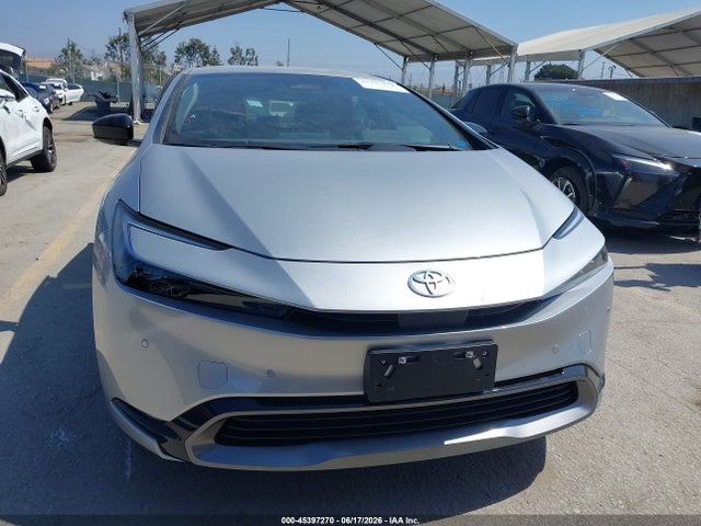 Toyota PRIUS XLE 2026 JTDACAAU2T3081220 Image 12