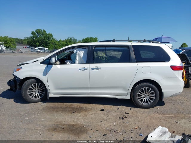 2020 Toyota Sienna Xle Premium მანქანა იყიდება აუქციონზე, vin: 5TDYZ3DC4LS059908, აუქციონის ნომერი: 45397317