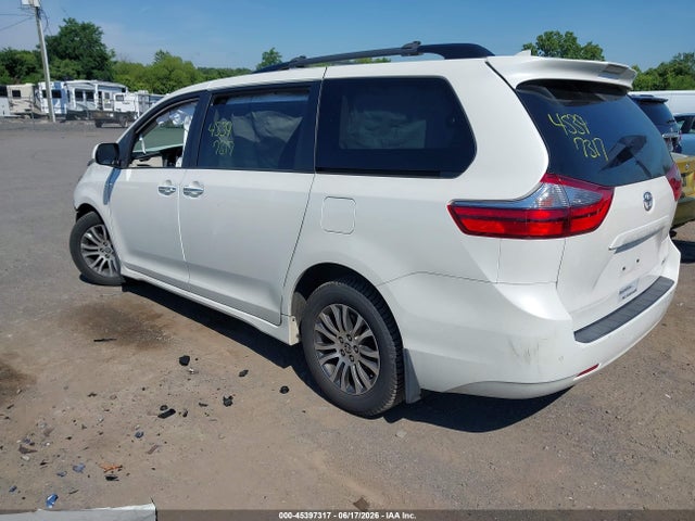 2020 Toyota Sienna Xle Premium მანქანა იყიდება აუქციონზე, vin: 5TDYZ3DC4LS059908, აუქციონის ნომერი: 45397317