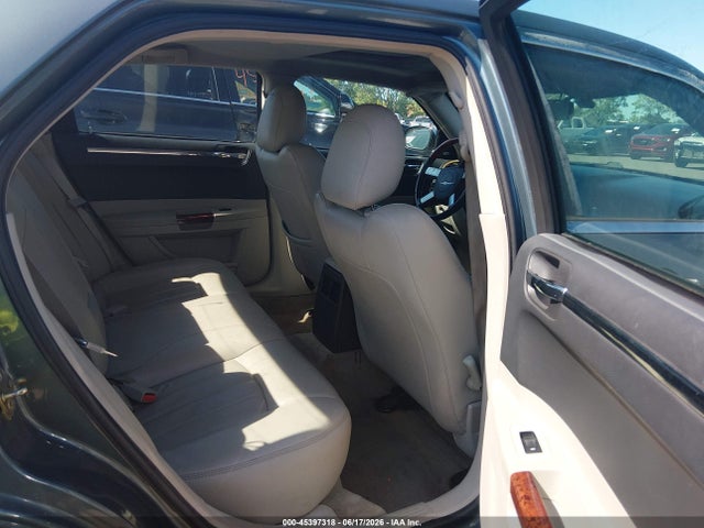 45397318 :رقم المزاد ، 2C3KA63H96H220076 vin ، 2006 Chrysler 300c مزاد بيع