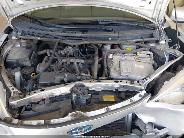 45397351 :رقم المزاد ، JTDKDTB3XE1570966 vin ، 2014 Toyota Prius C Two مزاد بيع