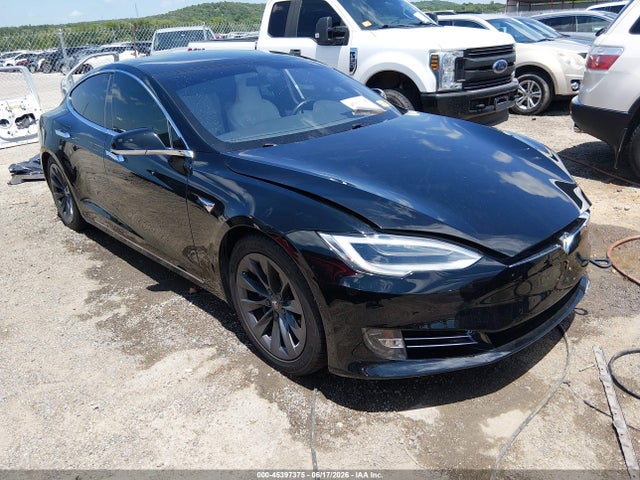2018 Tesla Model S 100d/75d/p100d მანქანა იყიდება აუქციონზე, vin: 5YJSA1E20JF296842, აუქციონის ნომერი: 45397375