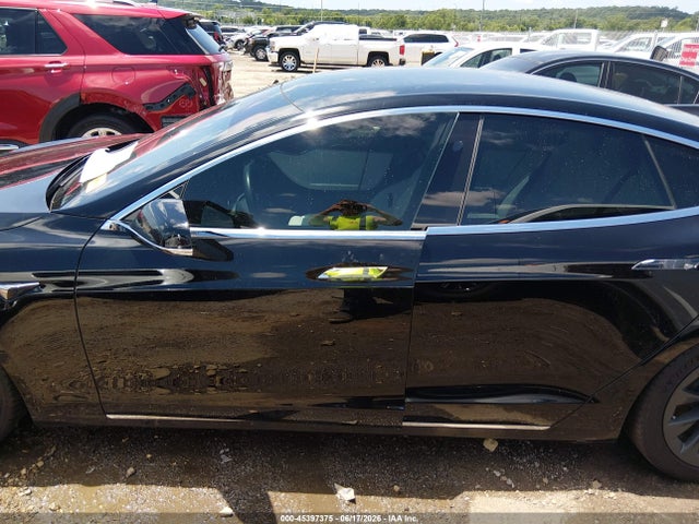 2018 Tesla Model S 100d/75d/p100d მანქანა იყიდება აუქციონზე, vin: 5YJSA1E20JF296842, აუქციონის ნომერი: 45397375