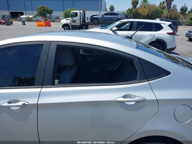 Hyundai ACCENT SE 2017 KMHCT4AE9HU196509 Image 6
