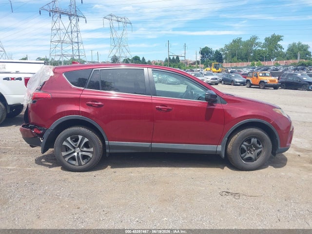 2T3BFREV5JW820989 Toyota RAV4 LE