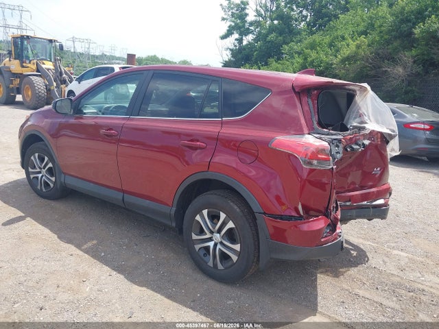 2T3BFREV5JW820989 Toyota RAV4 LE