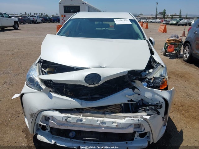 Toyota Prius V Four 2017 JTDZN3EU7HJ058991 Image 12