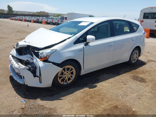 Toyota Prius V Four 2017 JTDZN3EU7HJ058991 Image 2