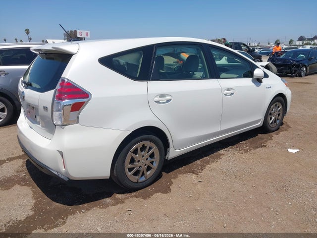 Toyota Prius V Four 2017 JTDZN3EU7HJ058991 Image 4