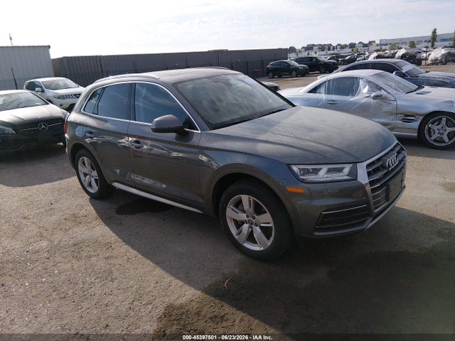 Audi Q5 2.0t Premium/2.0t Tech Premium 2018 WA1BNAFY5J2019169 zdjęcie główne
