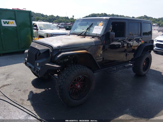 2017 Jeep Wrangler Unlimited Sport 4x4 მანქანა იყიდება აუქციონზე, vin: 1C4BJWDG7HL677945, აუქციონის ნომერი: 45397512