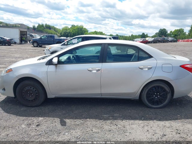 2017 Toyota Corolla Le მანქანა იყიდება აუქციონზე, vin: 5YFBURHE6HP664953, აუქციონის ნომერი: 45397558