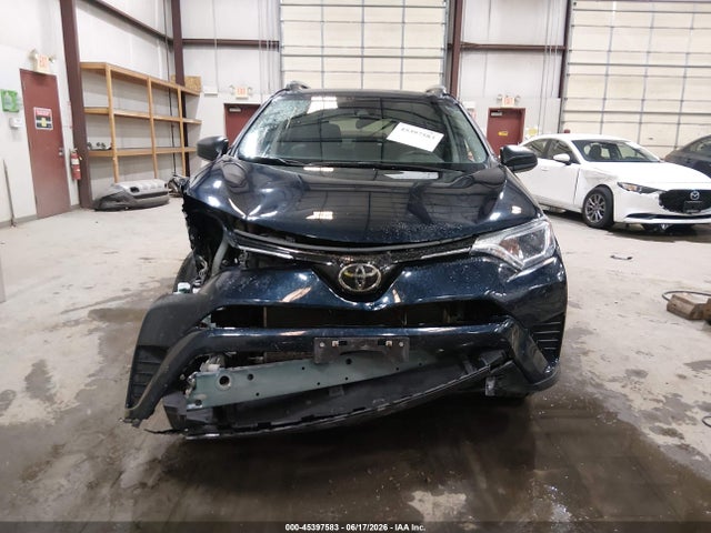 Toyota RAV4 LE 2018 JTMBFREV8JJ723512 Image 13