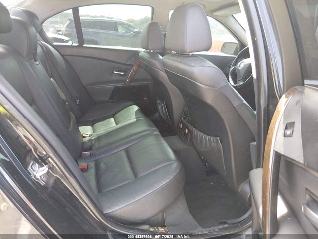 2007 Bmw 525i მანქანა იყიდება აუქციონზე, vin: WBANE53517CW67435, აუქციონის ნომერი: 45397596