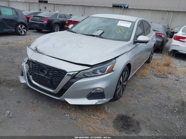1N4BL4DV4NN308317 Nissan Altima Sv Fwd