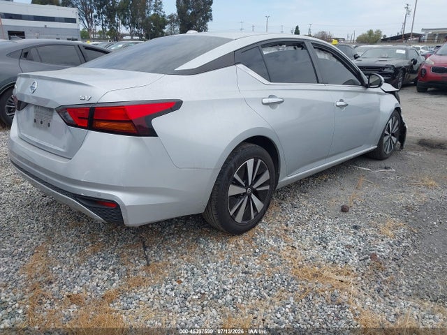1N4BL4DV4NN308317 Nissan Altima Sv Fwd