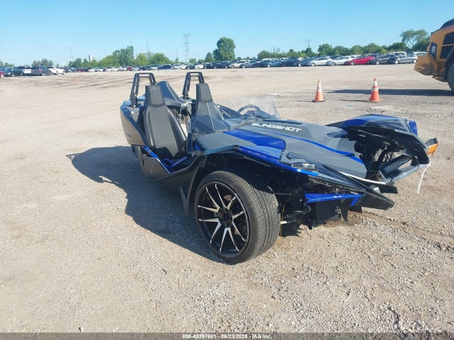 45397601 :رقم المزاد ، 57XAARHB5M8143617 vin ، 2021 Polaris Slingshot مزاد بيع