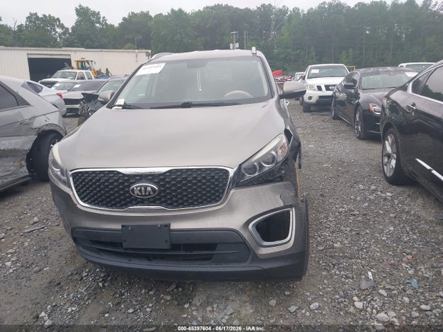 45397604 :رقم المزاد ، 5XYPG4A32HG207229 vin ، 2017 Kia Sorento 2.4l Lx مزاد بيع