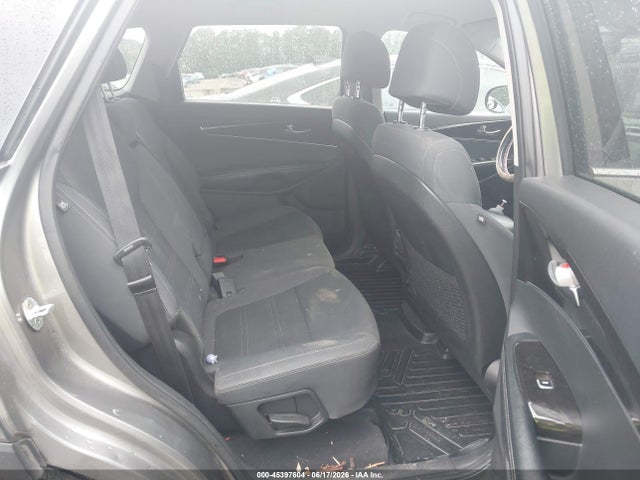 45397604 :رقم المزاد ، 5XYPG4A32HG207229 vin ، 2017 Kia Sorento 2.4l Lx مزاد بيع
