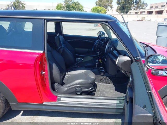 Продаж на аукціоні авто 2013 Mini Hardtop Cooper S, vin: WMWSV3C54DT477843, номер лоту: 45397643