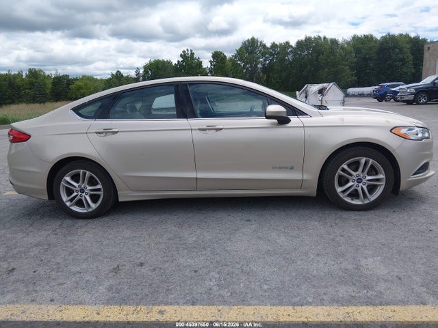 3FA6P0UUXJR122309 Ford Fusion Hybrid S