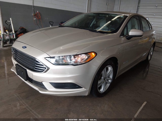 3FA6P0UUXJR122309 Ford Fusion Hybrid S