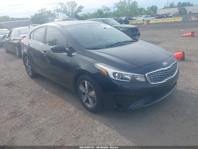 2018 Kia Forte S მანქანა იყიდება აუქციონზე, vin: 3KPFL4A75JE244286, აუქციონის ნომერი: 45397751