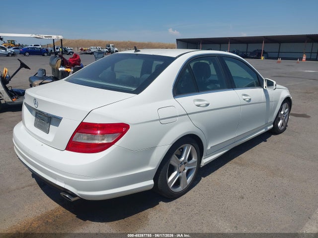 45397785 :رقم المزاد ، WDDGF5EB5AR090642 vin ، 2010 Mercedes-benz C 300 Luxury/sport مزاد بيع