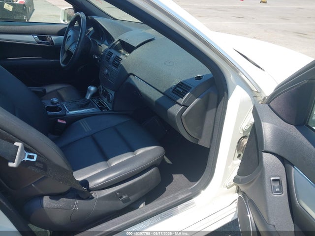 Auction sale of the 2010 Mercedes-benz C 300 Luxury/sport, vin: WDDGF5EB5AR090642, lot number: 45397785