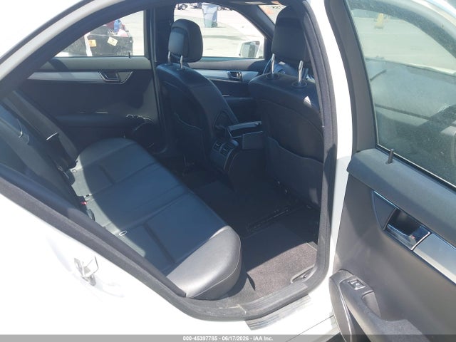 45397785 :رقم المزاد ، WDDGF5EB5AR090642 vin ، 2010 Mercedes-benz C 300 Luxury/sport مزاد بيع