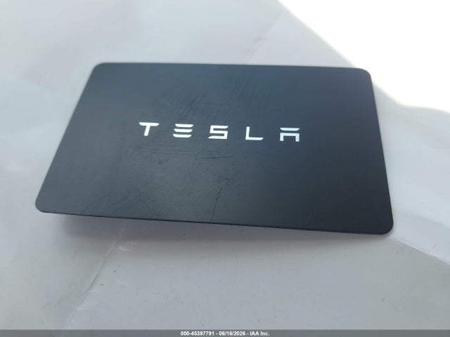45397791 :رقم المزاد ، 7SAYGAEE2RF111773 vin ، 2024 Tesla Model Y Long Range Dual Motor All-wheel Drive مزاد بيع