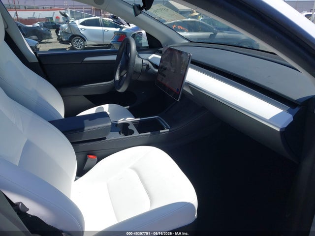 Aukcja sprzedaży 2024 Tesla Model Y Long Range Dual Motor All-wheel Drive, vin: 7SAYGAEE2RF111773, numer aukcji: 45397791