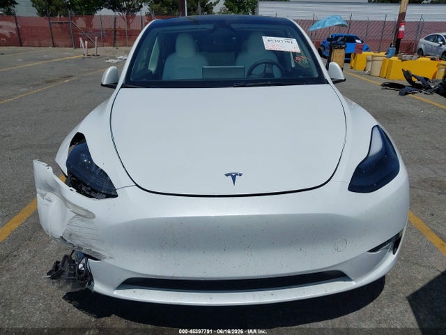 45397791 :رقم المزاد ، 7SAYGAEE2RF111773 vin ، 2024 Tesla Model Y Long Range Dual Motor All-wheel Drive مزاد بيع