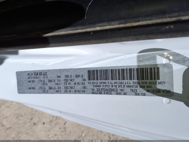 3C6JR7DG4KG504518 RAM 1500 Classic Tradesman 4x4 8&#039; Box